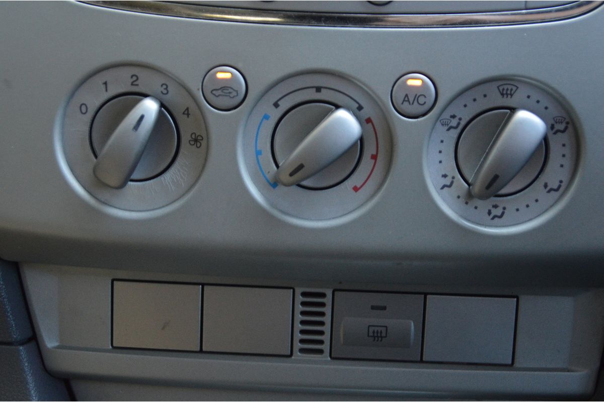 2010 Ford Focus LX LV