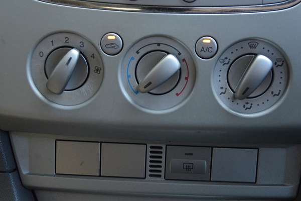 2010 Ford Focus LX LV