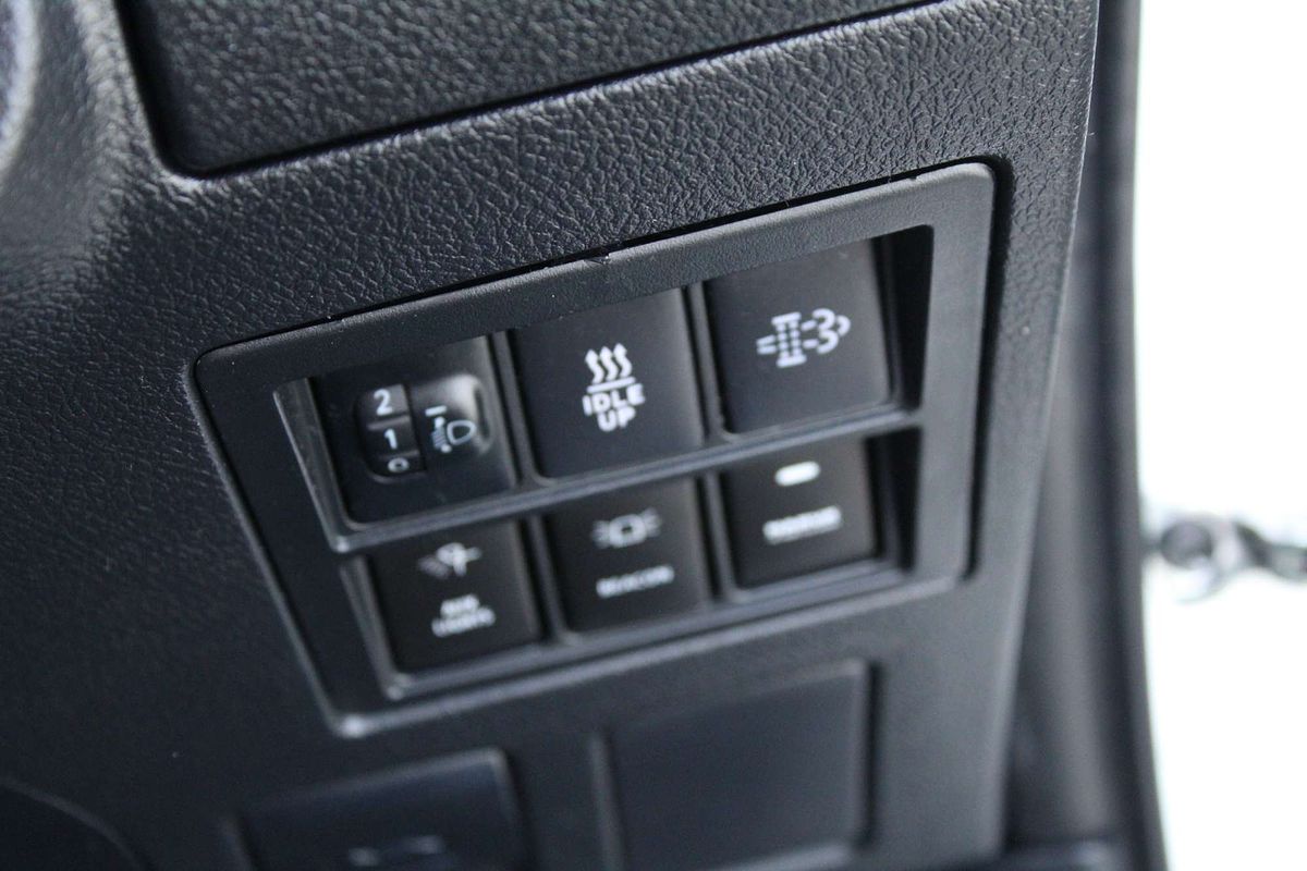 2019 Toyota Hilux SR GUN126R 4X4