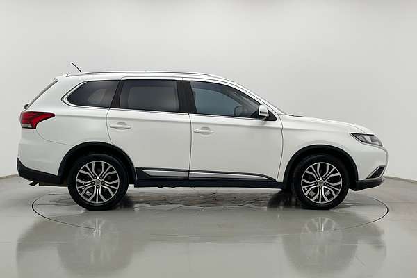 2016 Mitsubishi Outlander LS ZK