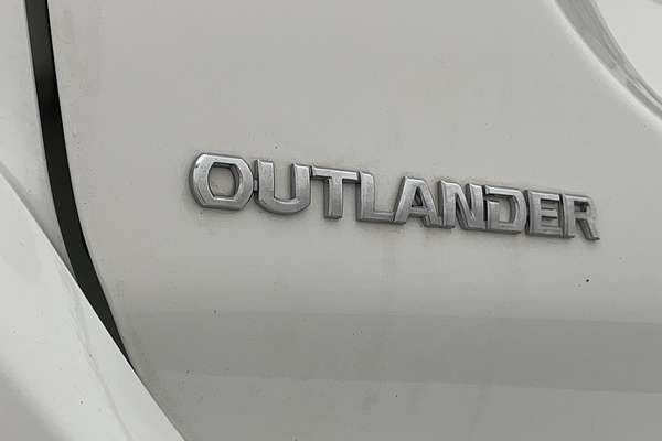 2016 Mitsubishi Outlander LS ZK