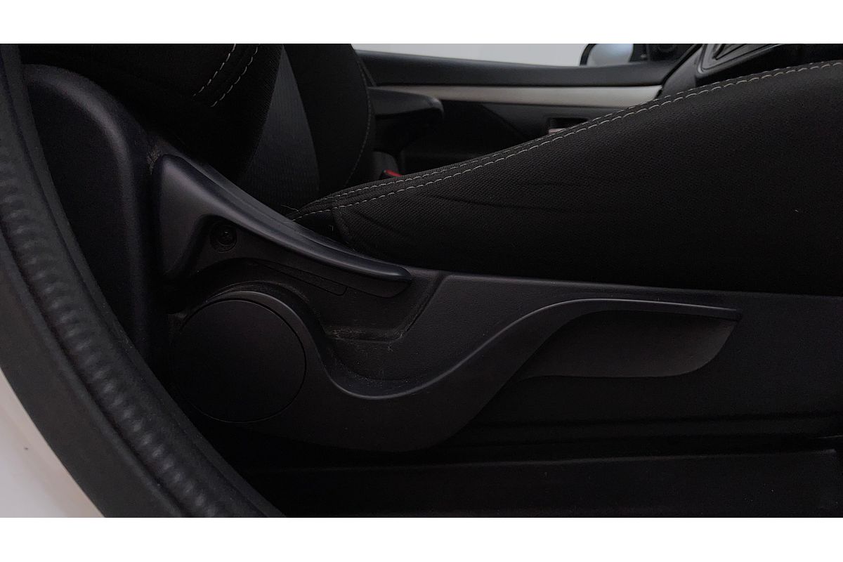 2016 Mitsubishi Outlander LS ZK