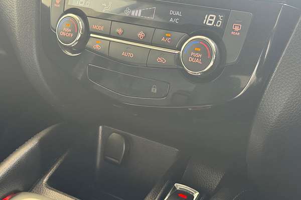 2016 Nissan QASHQAI Ti J11