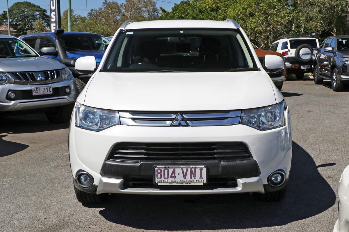 2015 Mitsubishi Outlander ES ZJ