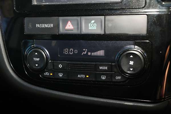 2015 Mitsubishi Outlander ES ZJ