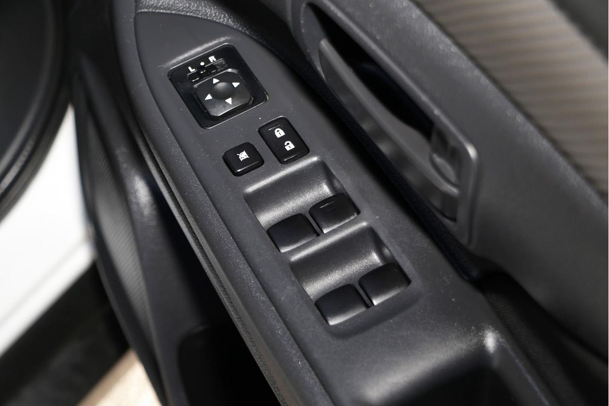 2015 Mitsubishi Outlander ES ZJ
