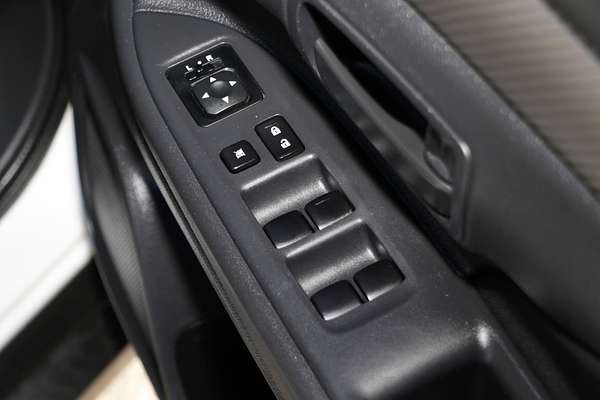 2015 Mitsubishi Outlander ES ZJ