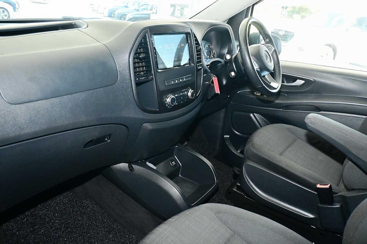 2018 Mercedes-Benz Valente 116BlueTEC 447
