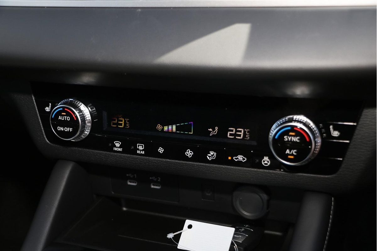 2025 Mitsubishi Outlander Aspire ZM