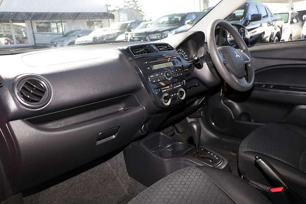 2015 Mitsubishi Mirage ES LA