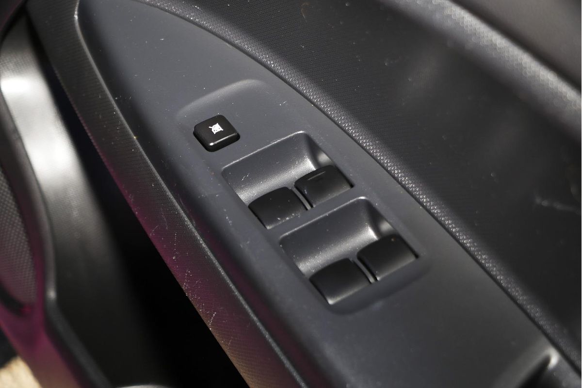 2015 Mitsubishi Mirage ES LA