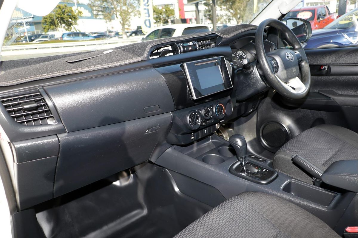2016 Toyota Hilux Workmate TGN121R Rear Wheel Drive