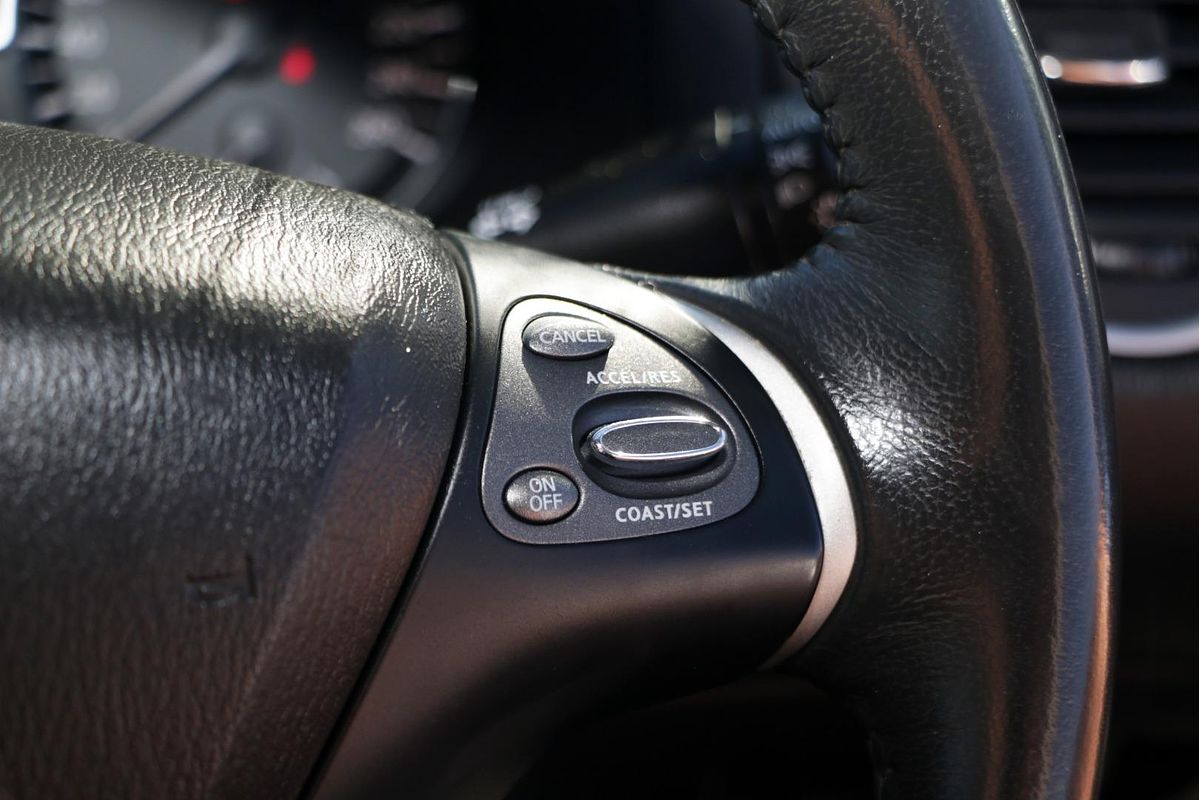 2018 Nissan Pathfinder ST R52 Series II