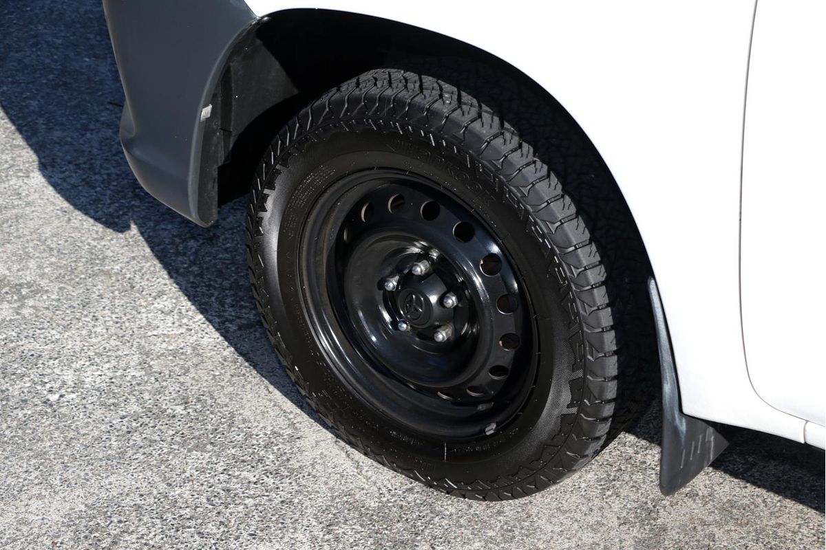 2016 Toyota Hilux Workmate TGN121R Rear Wheel Drive