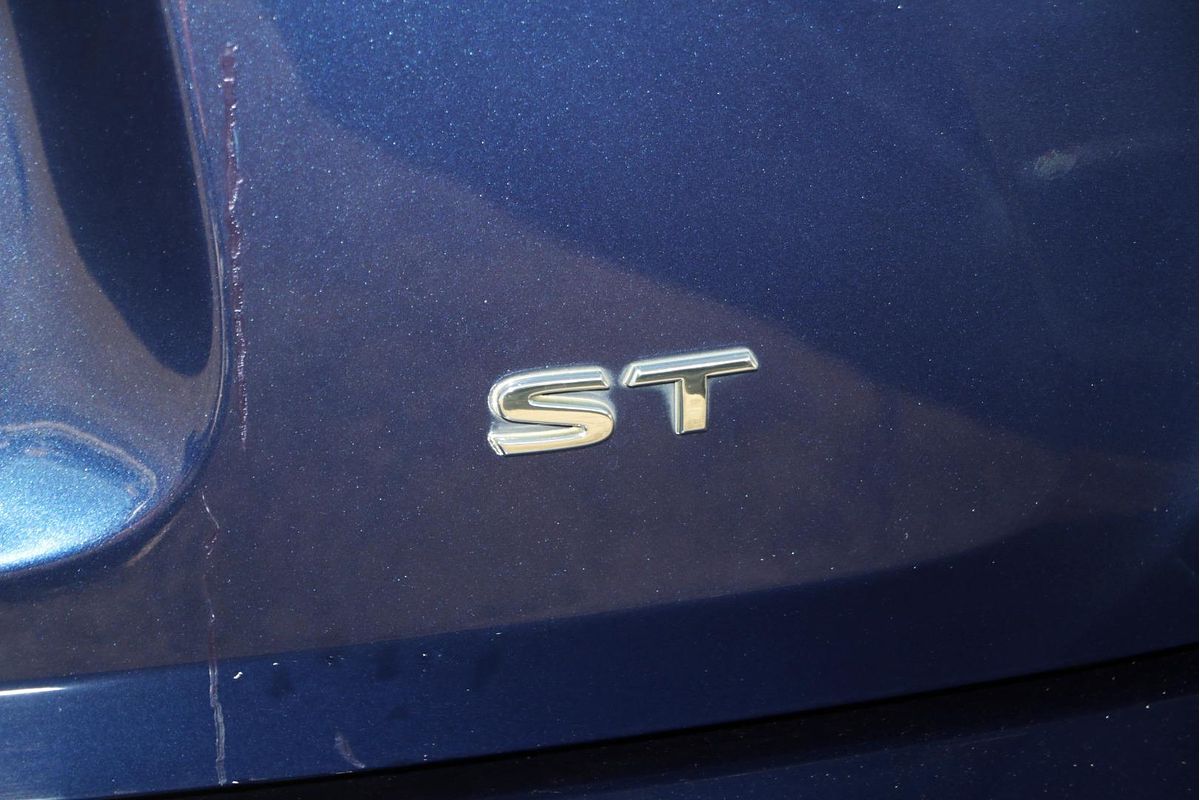 2018 Nissan Pathfinder ST R52 Series II