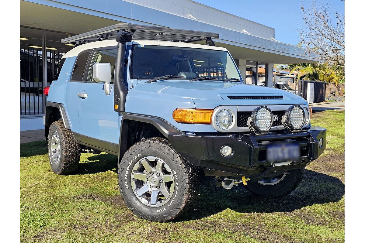 2016 Toyota FJ Cruiser GSJ15R