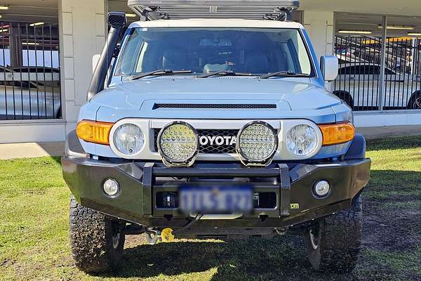 2016 Toyota FJ Cruiser GSJ15R