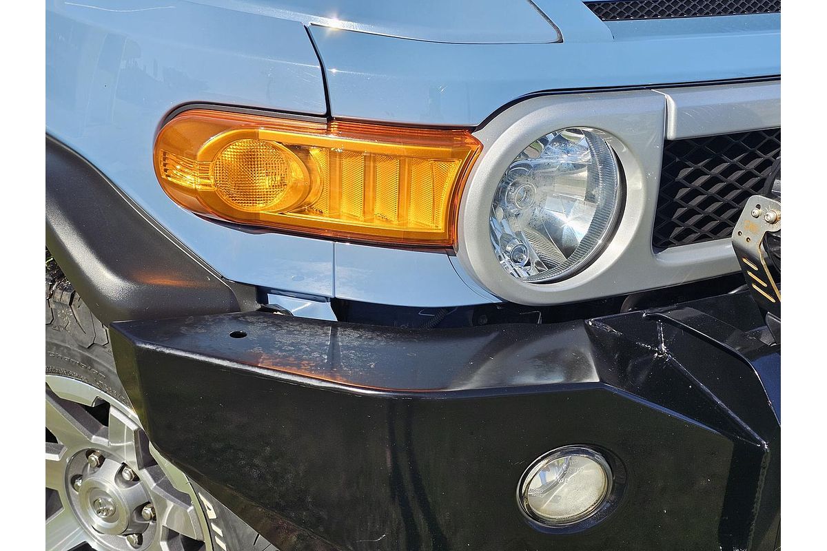 2016 Toyota FJ Cruiser GSJ15R