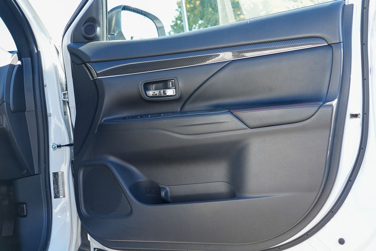 2021 Mitsubishi Outlander Black Edition ZL