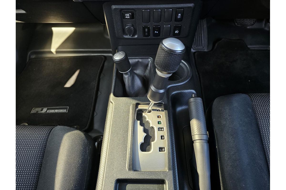 2016 Toyota FJ Cruiser GSJ15R