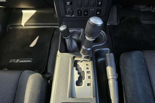 2016 Toyota FJ Cruiser GSJ15R