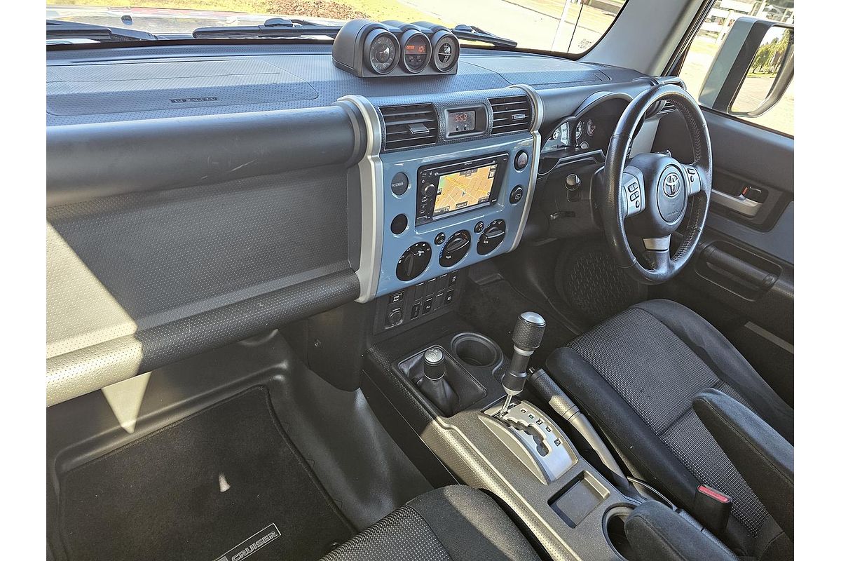 2016 Toyota FJ Cruiser GSJ15R