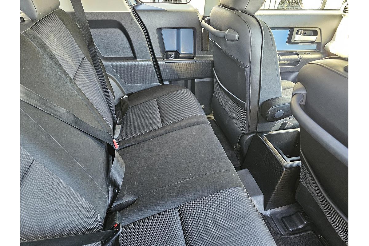 2016 Toyota FJ Cruiser GSJ15R