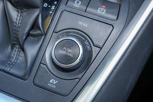 2020 Toyota RAV4 GXL AXAH54R