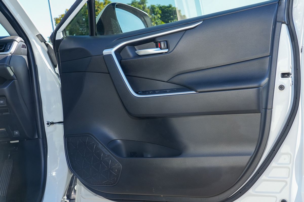 2020 Toyota RAV4 GXL AXAH54R