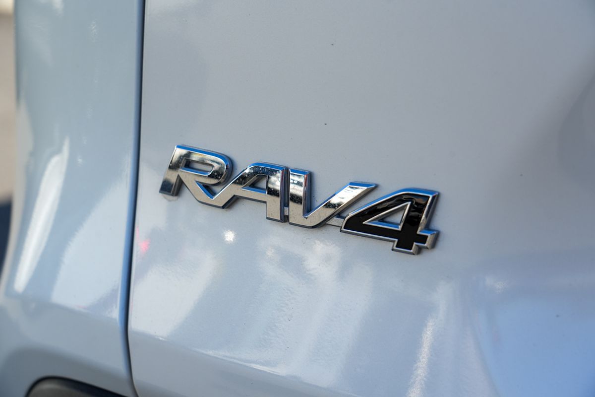 2020 Toyota RAV4 GXL AXAH54R