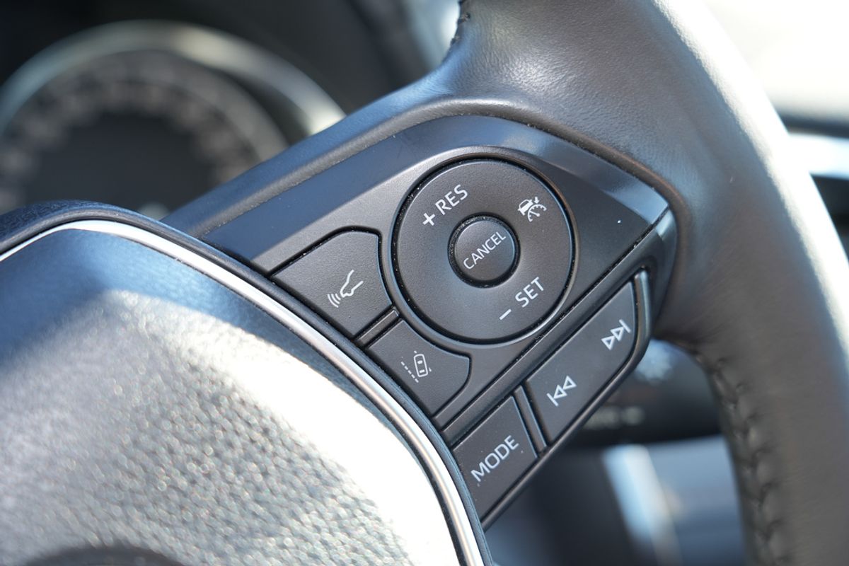 2018 Toyota Camry Ascent Sport ASV70R