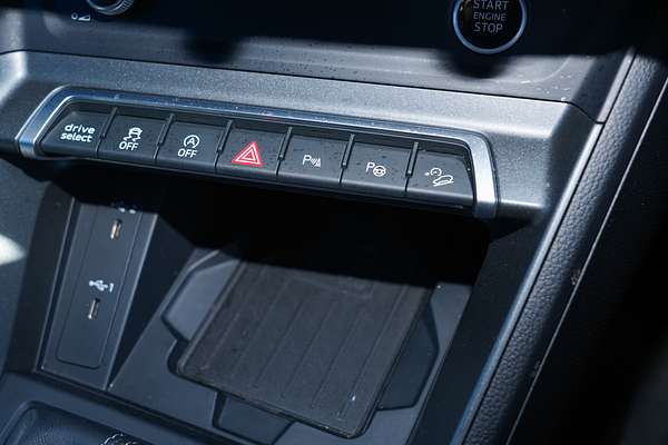 2022 Audi Q3 40 TFSI S line F3