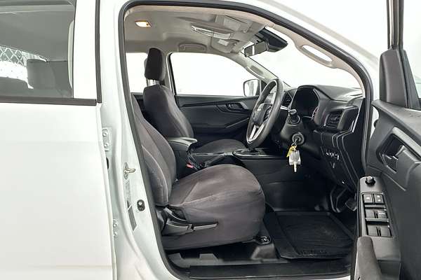2023 Isuzu D-MAX SX 4X4