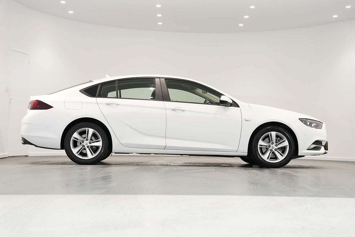 2020 Holden Commodore LT ZB
