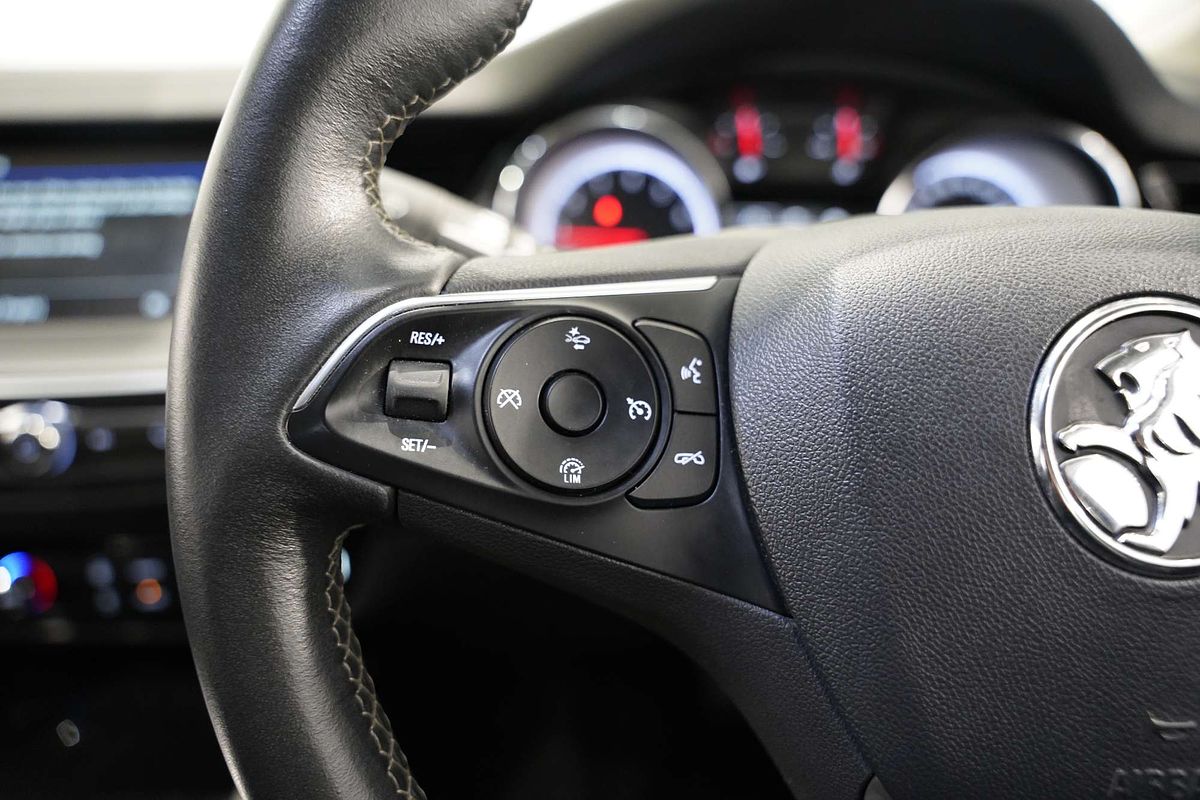 2020 Holden Commodore LT ZB