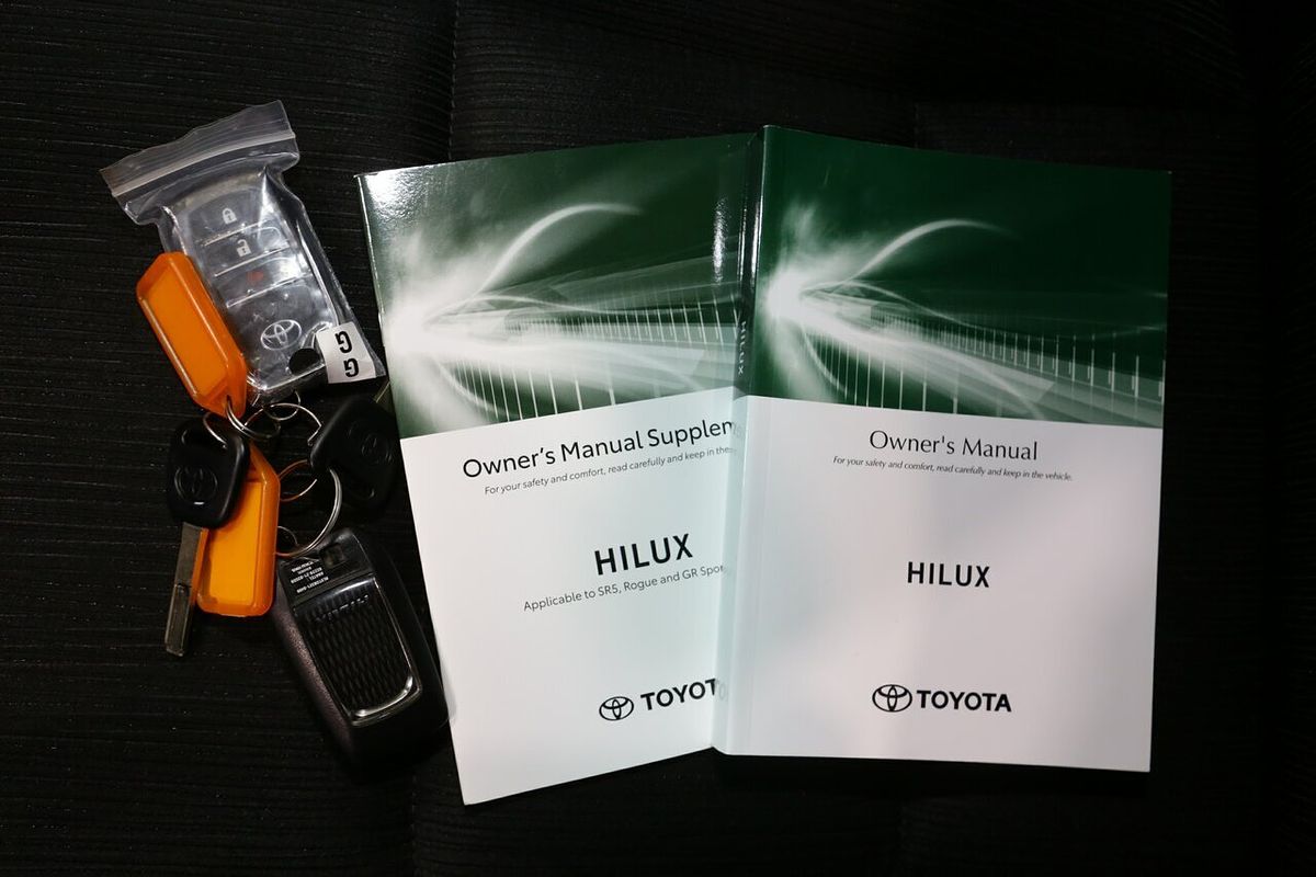 2023 Toyota Hilux SR5 GUN126R 4X4