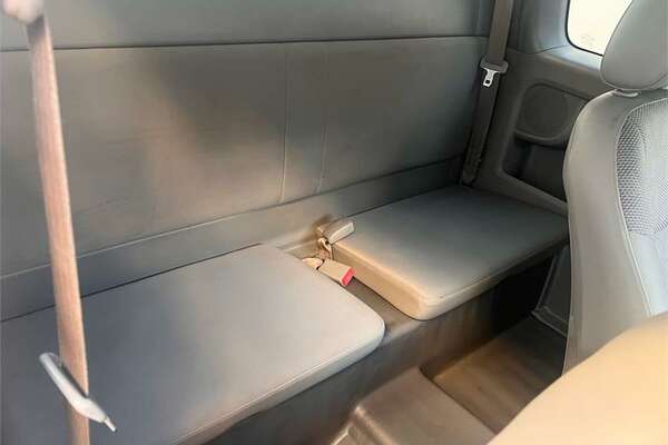 2009 Toyota HILUX SR (4x4) KUN26R 09 UPGRADE 4X4