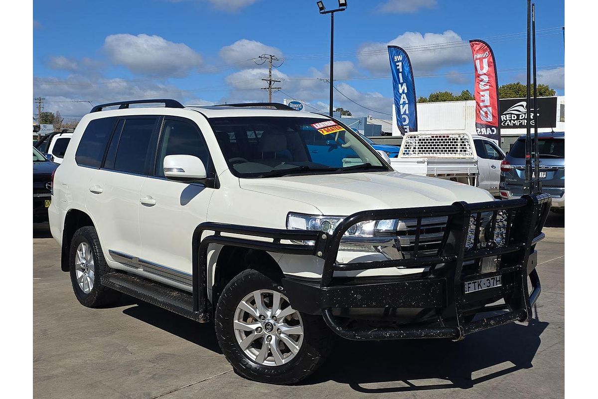 2019 Toyota Landcruiser Sahara VDJ200R