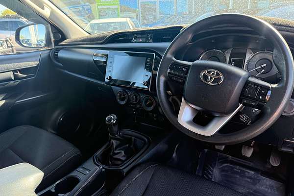 2022 Toyota Hilux SR GUN126R 4X4