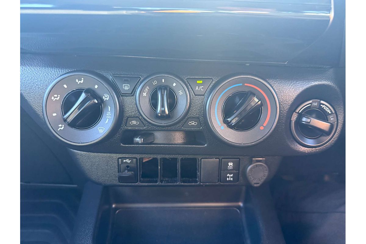 2022 Toyota Hilux SR GUN126R 4X4