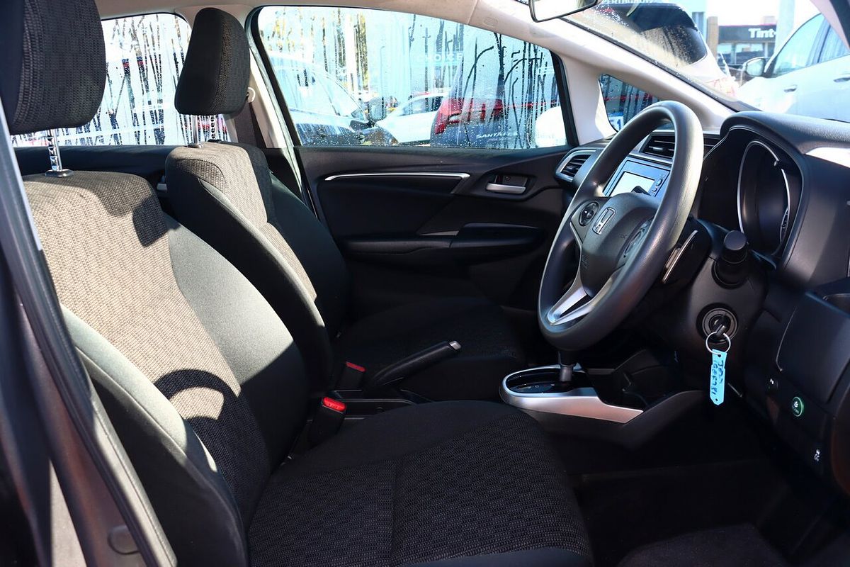 2016 Honda Jazz VTi GF