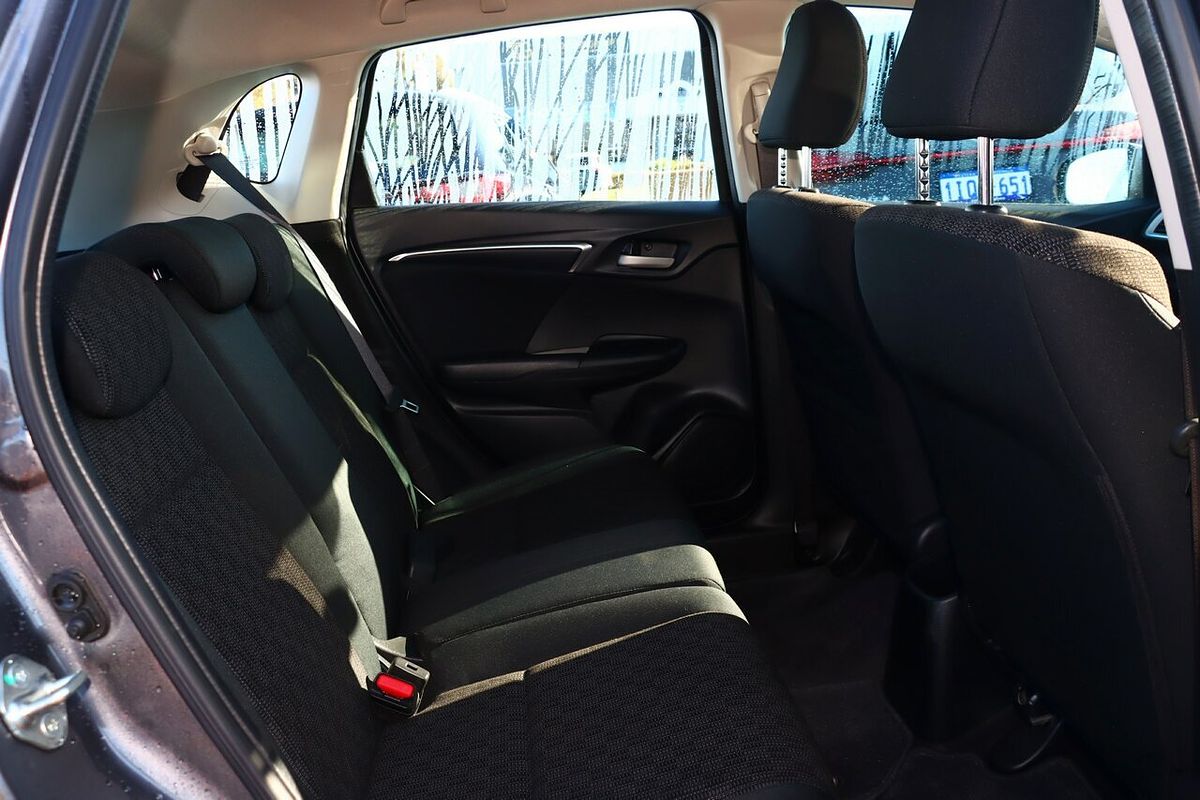 2016 Honda Jazz VTi GF