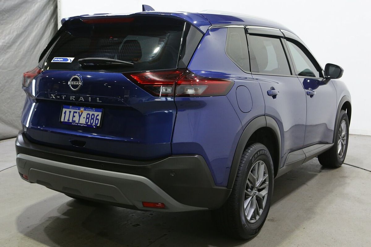 2024 Nissan X-TRAIL ST T33