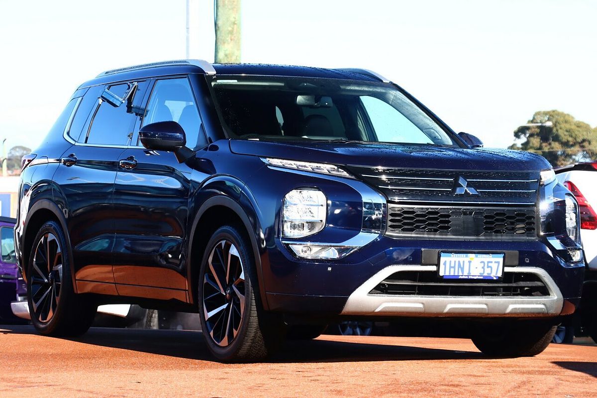 2021 Mitsubishi Outlander Exceed ZM