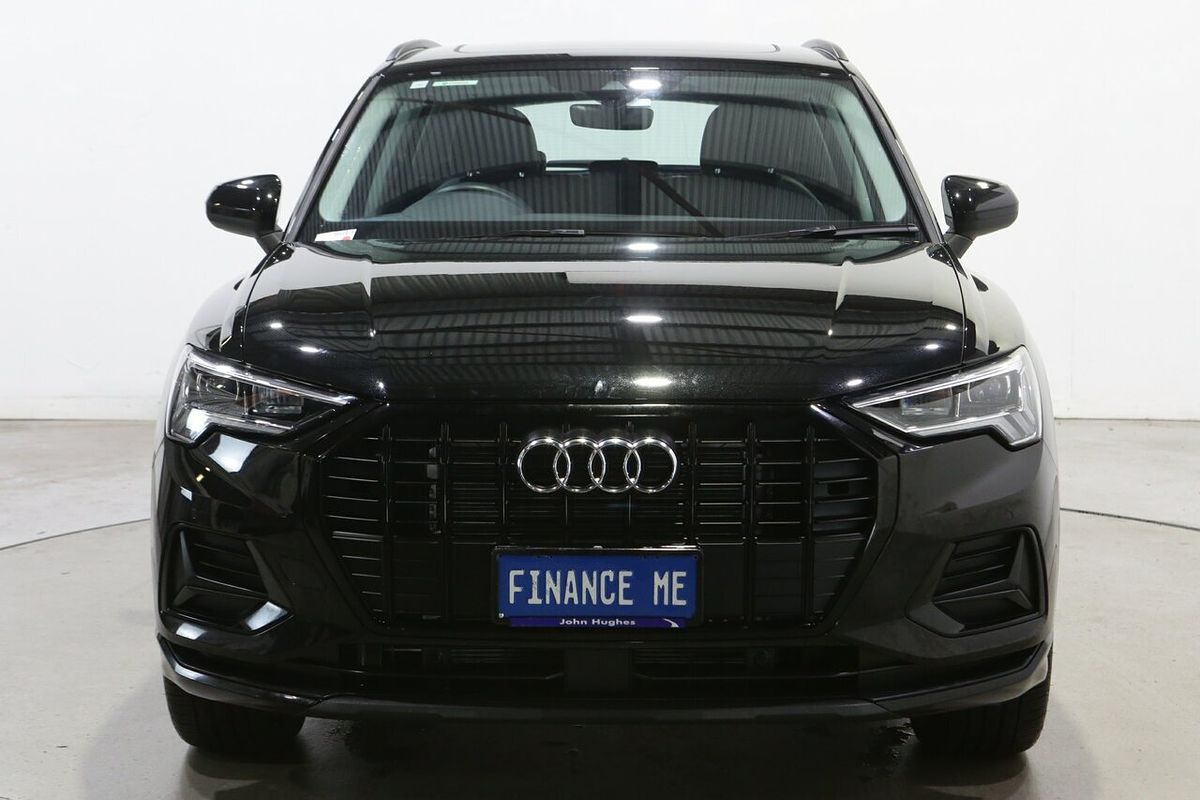 2024 Audi Q3 35 TFSI Dynamic Black F3