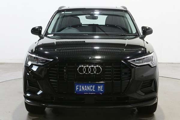 2024 Audi Q3 35 TFSI Dynamic Black F3