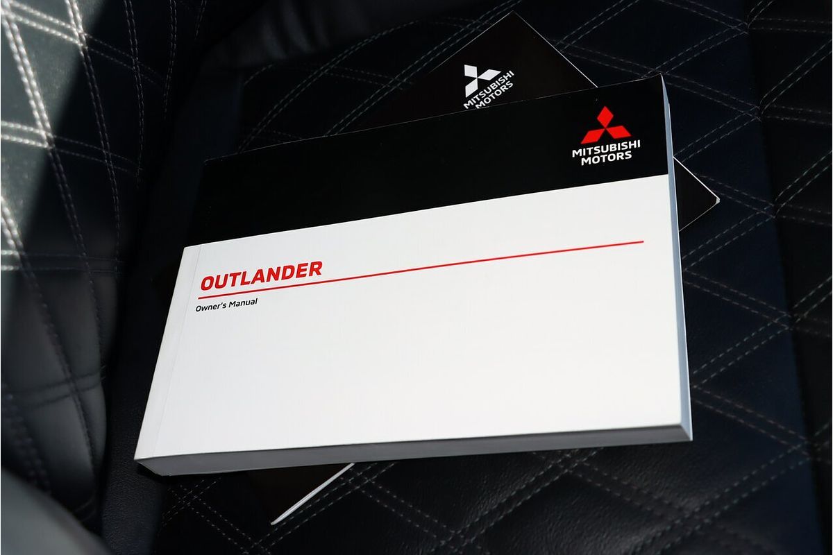 2021 Mitsubishi Outlander Exceed ZM