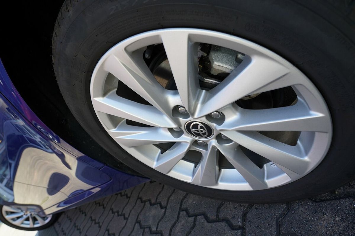 2024 Toyota Camry Ascent AXVH70R