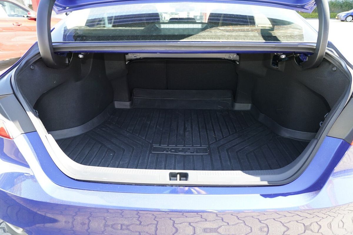 2024 Toyota Camry Ascent AXVH70R