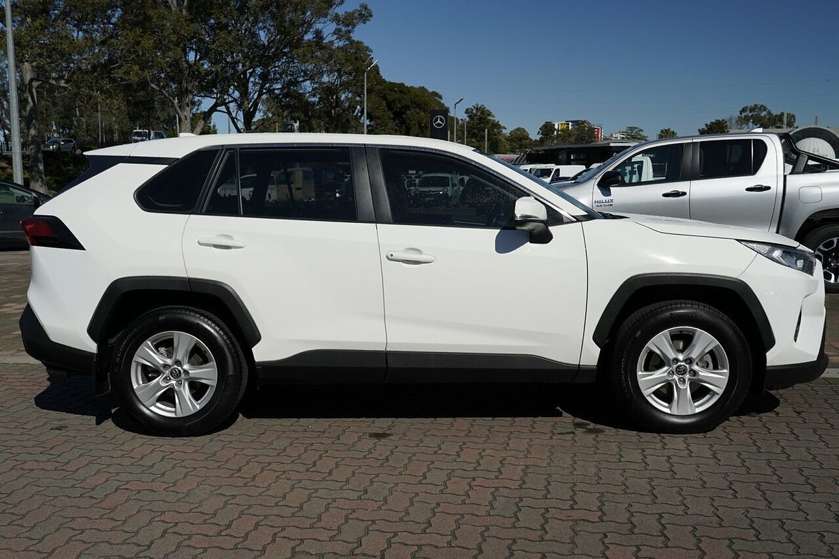 2020 Toyota RAV4 GX MXAA52R